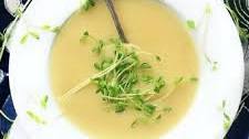 Creamy Vegan Leek and Potato Soup