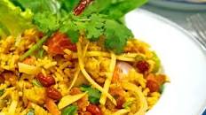 Crispy Rice Salad with Fermented Pork Recipe: Nam Khao