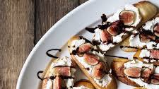 Crostini with Ricotta, Figs & Balsamic