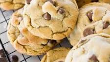 Crumbl Chocolate Chip Cookie Recipe