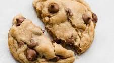 Crumbl Chocolate Chip Cookie Recipe