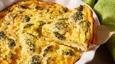 Crustless Broccoli-Cheddar Quiche