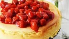 Crustless Cheesecake Recipe with Strawberries