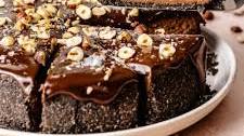 Dark Chocolate Cheesecake with Salted Nutella Ganache