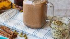 Dirty Chai Smoothie (Vegan)