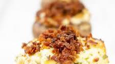 Easy Blue Cheese and Bacon Stuffed Mushrooms