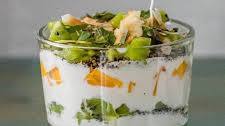 Easy Breakfast Parfait with Toasted Quinoa and Tropical Fruit
