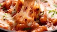Easy Cheese Tteokbokki (Korean Rice Cake Recipe)