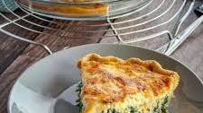 Easy Cheesy Spinach Quiche