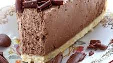 Easy Chocolate Marshmallow Pie