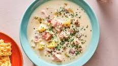 Easy, Creamy One-Pot Salmon Chowder