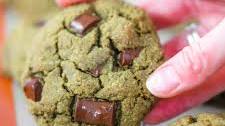 Easy Matcha Mint Chocolate Chip Cookies