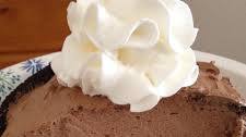 Easy No-Bake Nutella Pie