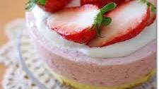 Easy! Strawberry Mousse Cake