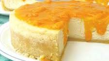 Easy baked cheesecake with mango topping