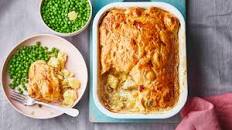 Easy cheese, leek and potato puff pie