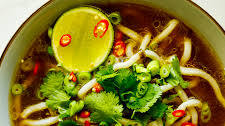 Easy spicy garlic chicken broth
