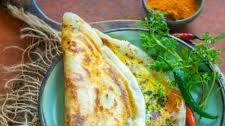 Egg Dosa Recipe (Mutta Dosa)