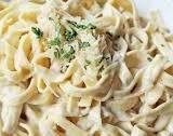 Fettuccine Alfredo