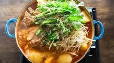 Gamjatang (Pork Bone Soup)