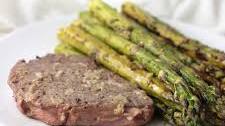 Garlic Steak with Lemon-Pepper Asparagus