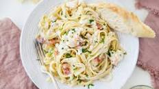 Garlicky Lobster Fettuccine Alfredo