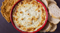 Garlicky Parmesan Bread Dip