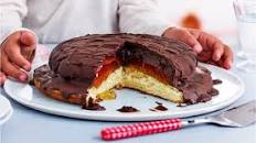 Giant jaffa cake