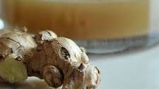 Ginger-scented chicken broth