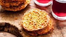 Golden Cheddar Cheese Crisps
