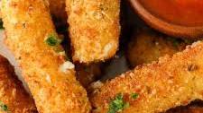 Gooey Cheese Sticks (Fried or Baked)