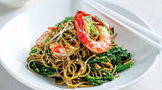 Green tea noodles with prawns and broccolini