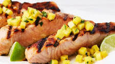 Grilled Salmon with Spicy Mango Salsa
