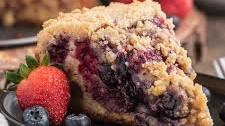 Homemade Berry Crumb Cake