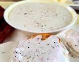 Homemade Country White Gravy Recipe