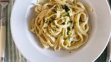 Homemade Fettuccine Alfredo – A Comfort Classic