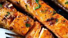 Honey Garlic Salmon (The Best Recipe!)