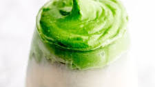 How to Make Whipped Matcha (Dalgona Matcha Vegan)