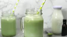 How to Make a Vanilla Matcha Latte