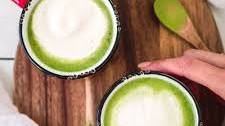 How to make a matcha latte (with almond milk)