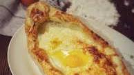 Khachapuri ajaruli (Georgia)