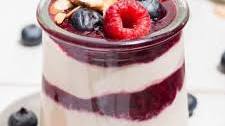 Lemon Cheesecake Yogurt Parfaits