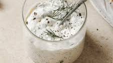Lemon Dill Sauce for Salmon Patties