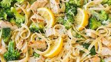 Lemon Fettuccine Alfredo with Grilled Chicken and Broccoli