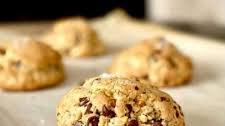 Lifechanging Chocolate Chip Walnut Cookies