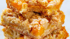 Mango Oatmeal Crumble Bars