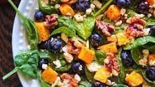 Mango Salad with Spinach and Blueberries