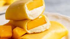 Mango pancakes