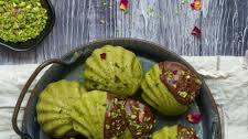 Matcha Pistachio Madeleines