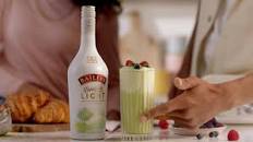 Matcha Smoothie con Baileys Deliciously Light
